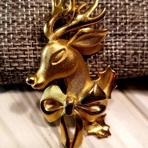 Vintage Reindeer brooch holiday pin Christmas jewelry Estate jewelry